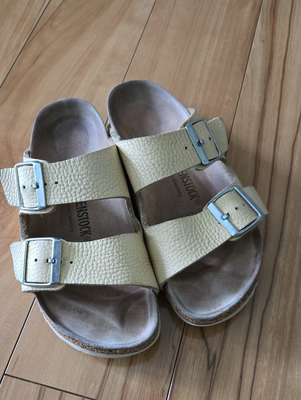 Birkenstock Arizona Two-Strap Leather Sandals - Light Yellow/Butter Cream Sz 37
